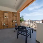 Palu' Sea View 3*